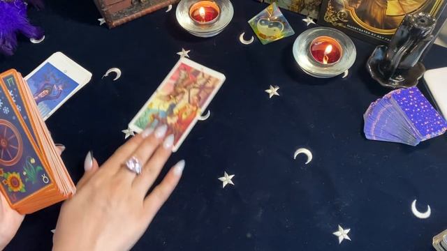 КАКАЯ Я В ОТНОШЕНИЯХ?ОНЛАЙН-ГАДАНИЕ ТАРО РАСКЛАД бесплатно