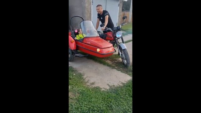 Мотобудни с семьёй на ИЖ Юпитер-5