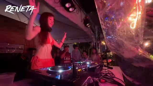 RENETA Techno 006 (Live) - 125 to 150 BPM [Vti4igULz-0] [720p60]