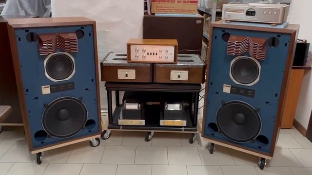 Акустика JBL 4343B