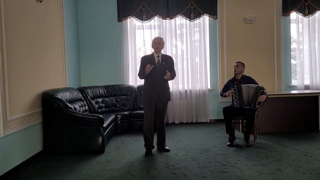 В лесу прифронтовом