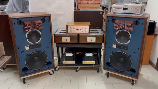 Ламповый предусилитель marantz 7