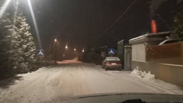 Снежная ночная дорога под хорошую музыку