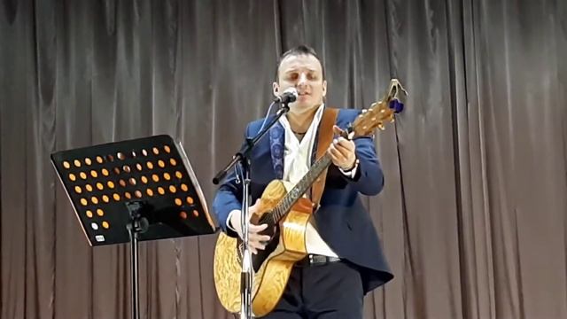 ЕГОР ТРОФИМОВ - романс "Белые на синем" (Live, 18.12.2020 г.)