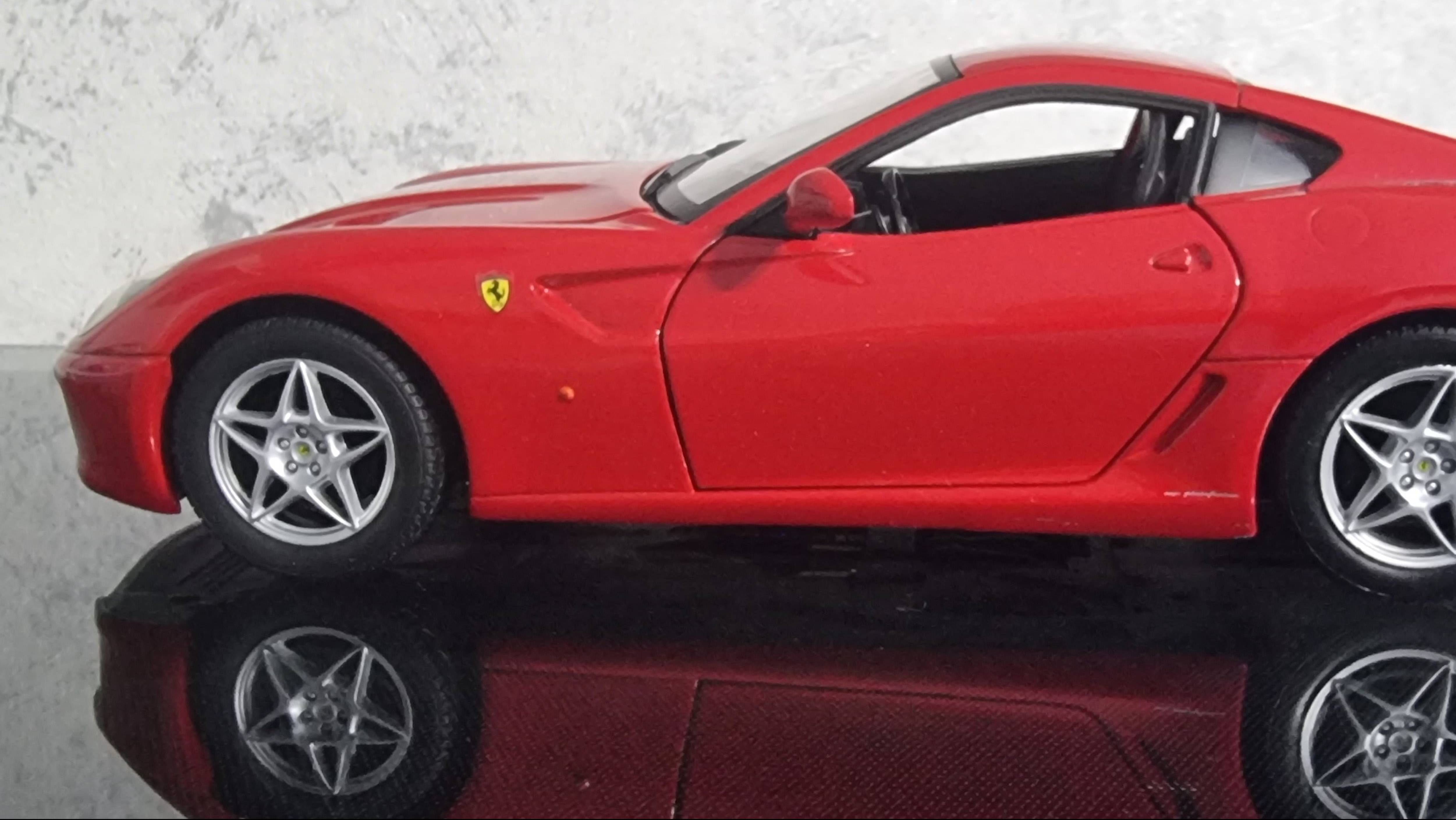 Ferrari 599 GTB Fiorano от Hot Wheels 1:18