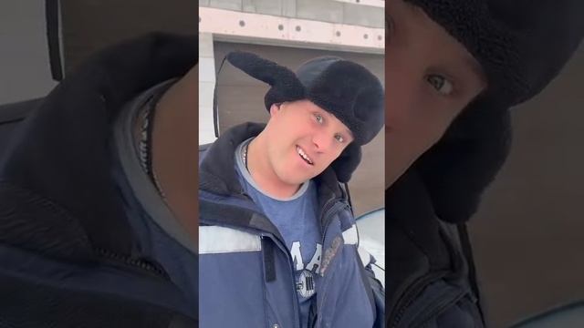 2_5400104540659800251.mp4