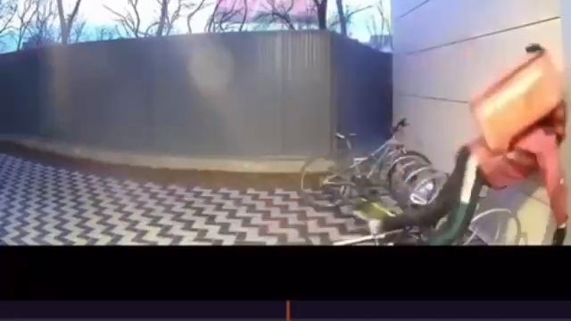 1000023916.mp4