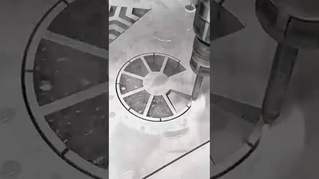 Гидроабразивная резка деталей #производство #гидроабразивная_резка #детали #резка #металлообработка