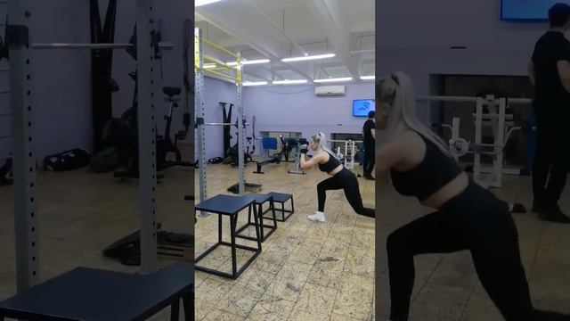 Зашагивания и упражнения для ног на плиометрических боксах и тумбах для запрыгивания ApolonSport
