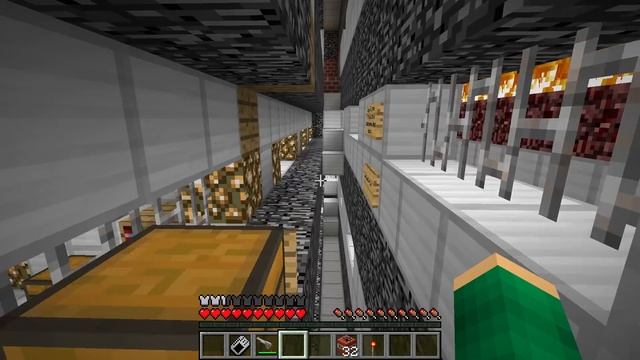 Я СПАС ЭТОГО СУМАСШЕДШЕГО ПСИХА ИЗ ТЮРЬМЫ В МАЙНКРАФТ | Риколит Minecraft