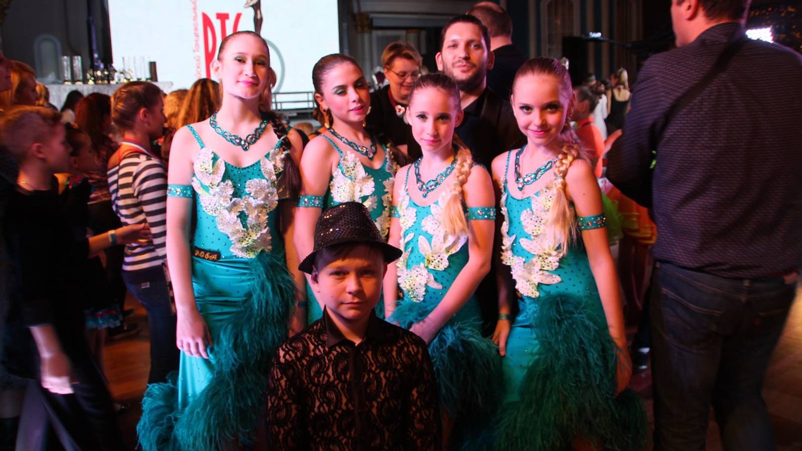 R.O.S.A dance club