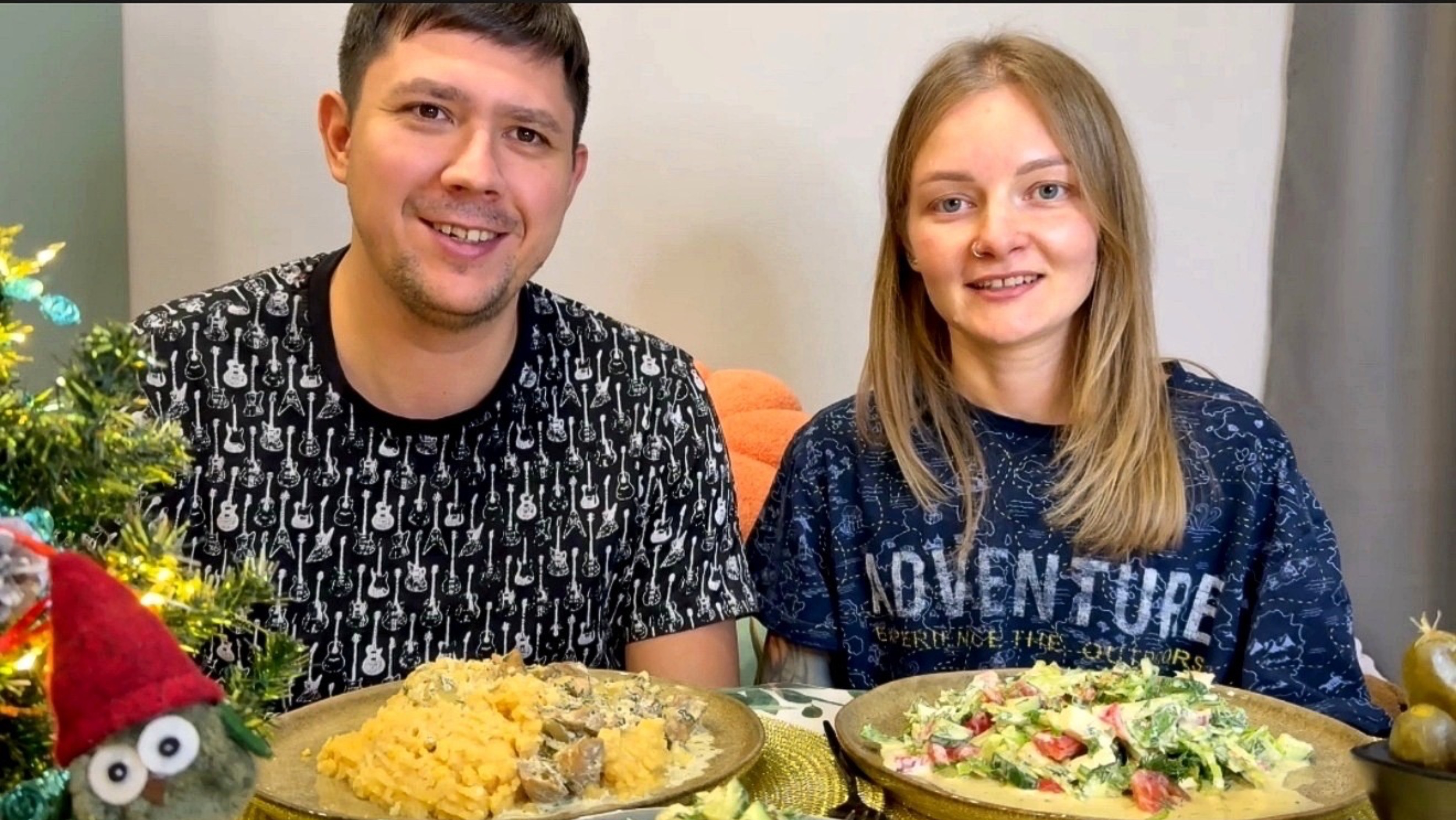 МУКБАНГ😄Любимое гороховое пюре Андрея😍😂и салат🥗
