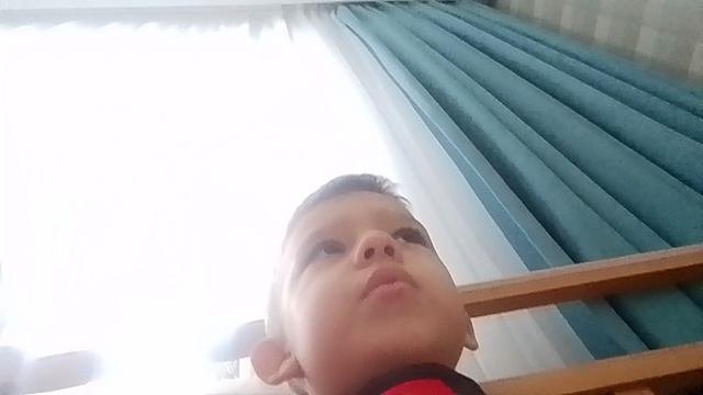 Я не должен покидать Кровать один час