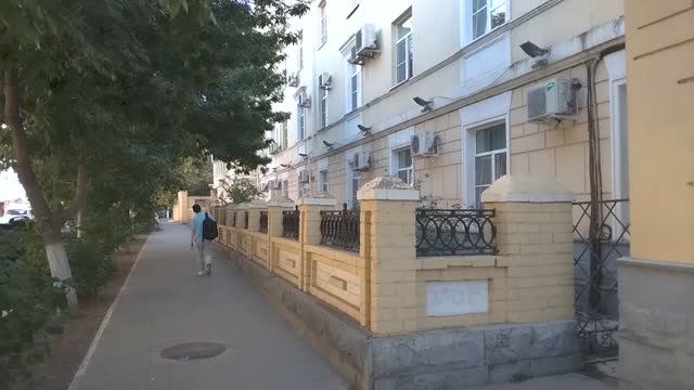 Пешая прогулка по дворикам и улице Кр. Знамени