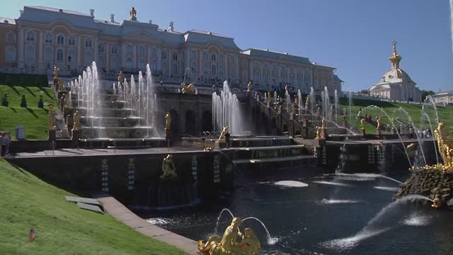 г Санкт-Петербург . №1 Peterhof .