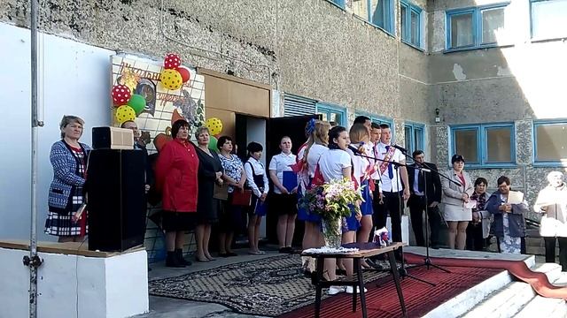 2017-05-25 Последний звонок 03