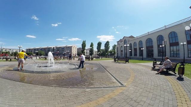 Урюпинск. Фонтанная площадь. Июнь 2015. TimeLapse.