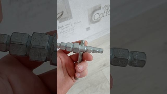 КЛЮЧИ ИЛИ БОЛВАНКИ?