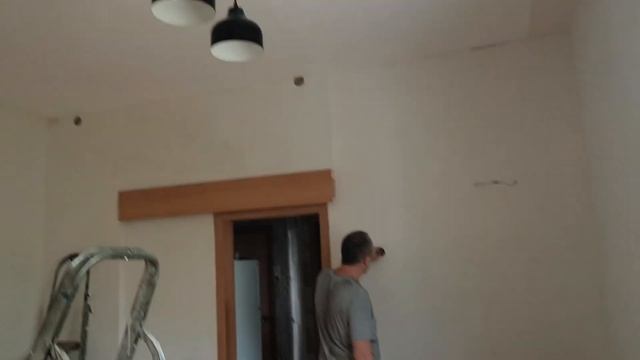 Делаем освещение на кухне. Пол получается шикарный.