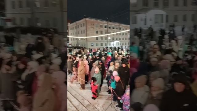 ОТКРЫТИЕ НОВОГОДНЕЙ ЁЛКИ В ВЯТСКИХ ПОЛЯНАХ