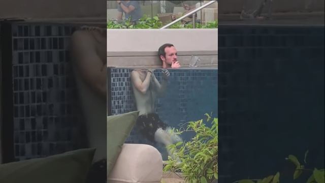 1000025130.mp4