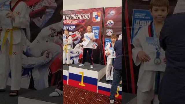 1000363935.mp4