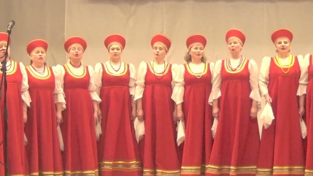 "Жизнь одна" 
исполняет Пудожский народный хор Республика Карелия