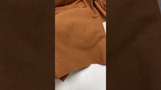 Трикотаж Agnona. Цвет разбелённая охра