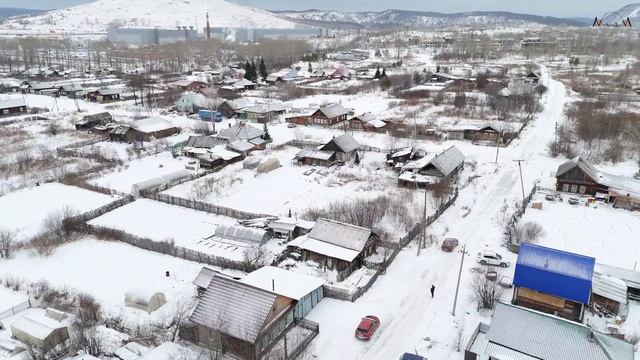 В продаже земельный участок с домом в городе Верхний Уфалей