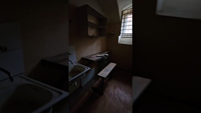 Тюрьма "Кресты" продажа. В.В.Путин звонит риэлтору Сергею