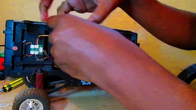 🔧 Replacing Broken Gear on Stock MN78 RC -  #jeepcherokeexj  #cherokee  #mnmodel  #mn78  #rc