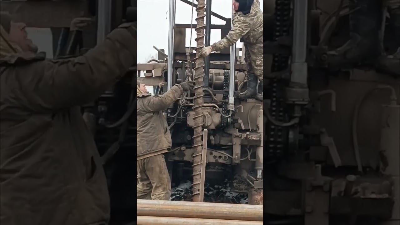 Бурят скважину, часть 3 #shots