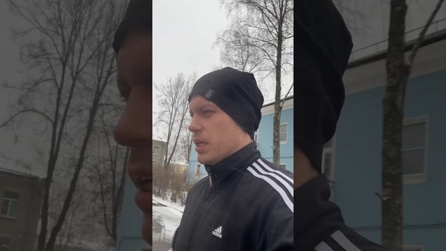 Зала пока нет ,но выход есть