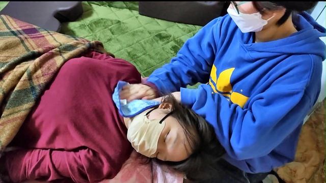 【肩首腕】りきみ肩こり２０代ナースさんにトークセンとカッサも使って揉みほぐし整体６【りらく屋】