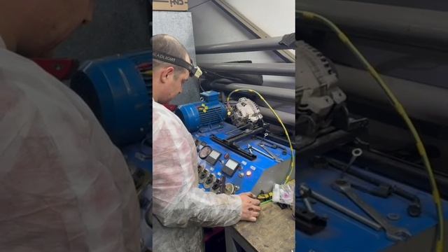 ⚙️Проверка генератора автомобиля Scania
