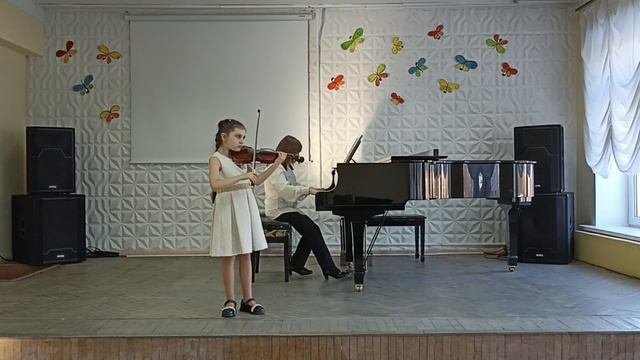 Р. Телепнёв. "Лирический напев" (исполняет уч. 2  кл. Богачук Анна)