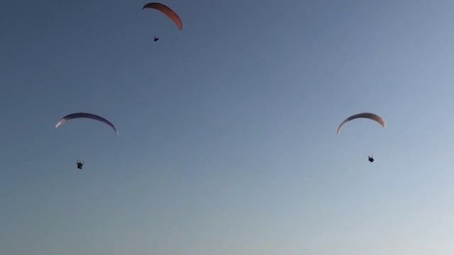 Раковка весной - полеты на параплане
