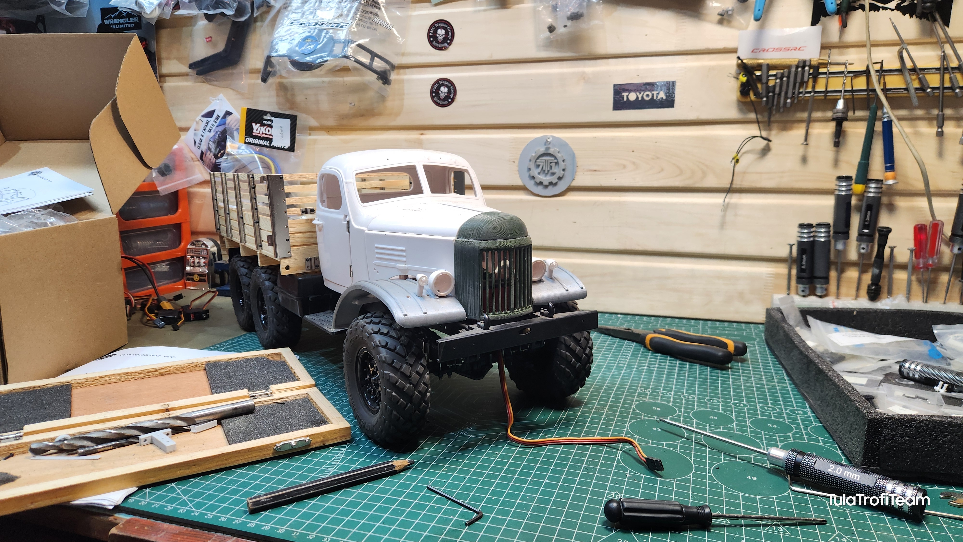 Продолжение сборки #kingkongrc #ca30 #zis151 #zil157 часть 4