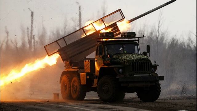Расчеты РСЗО «Град» нанесли удары по скоплению личного состава и техники ВСУ