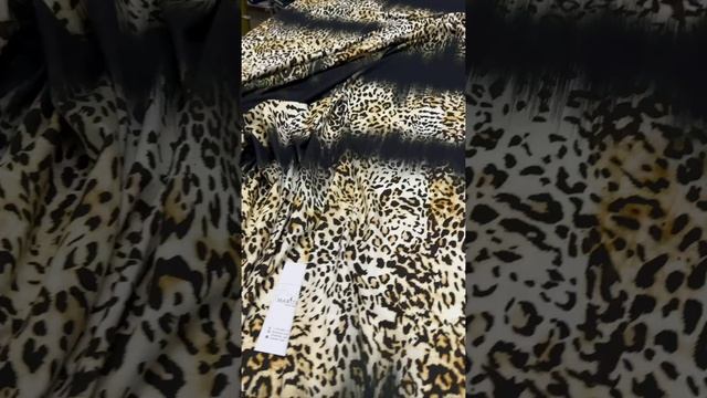 Джерси в стиле Roberto Cavalli с анималистическим принтом. Купон. Высота купона 1 м