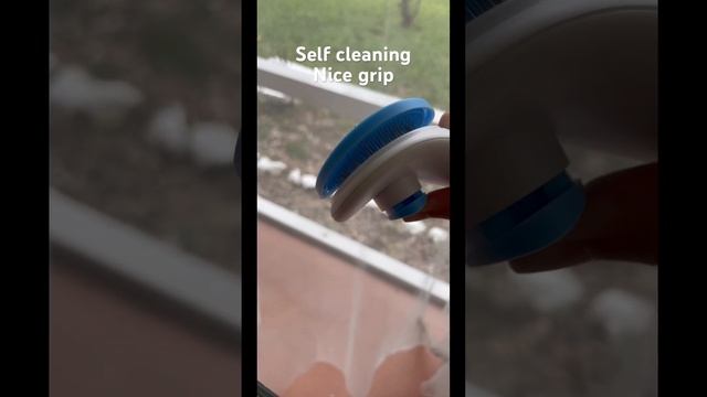 Amazon cat finds - Depets Self Cleaning Slicker Brush