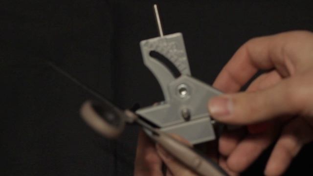 Зажим для заточки ножниц, ножей - Clamp for sharpening scissors, knives.