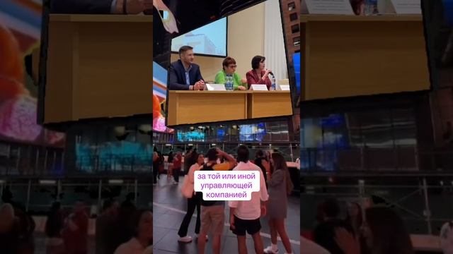 Управляющая компания следит за мусорными площадками
