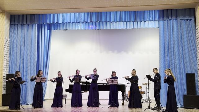 Оркестр "Флейты Челябинска" малый состав 
Конкурс "Созвездие Южного Урала"