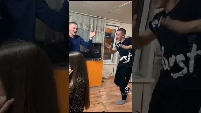 1000009681.mp4