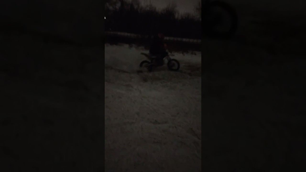 Дал боком на питбайке #питбайк#дрифт#shorts #новосибирск