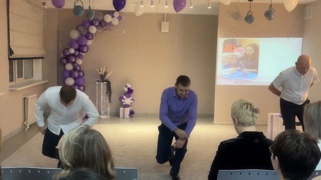 VID_20241216_080626_107