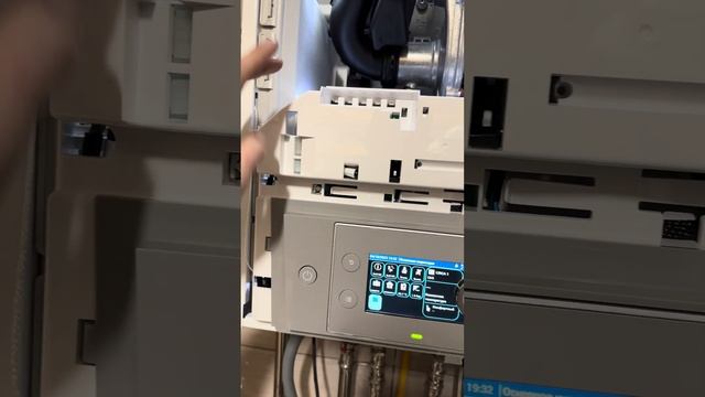 Живой обзор котла DeDietrich AMC25 в работе