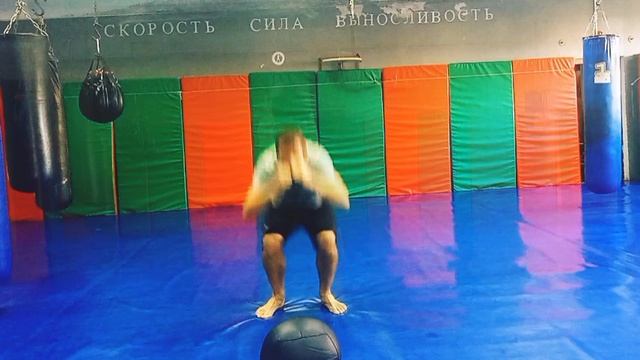 Тренировка для массажиста.