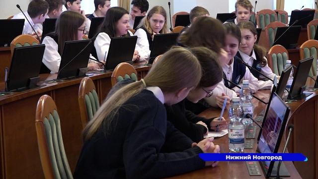 Паспорта участникам «Движения Первых» торжественно вручил Дмитрий Краснов